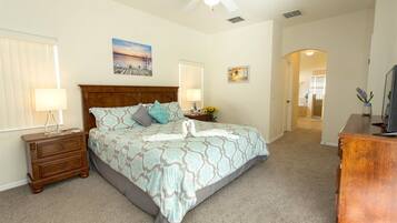 4 bedrooms, desk, iron/ironing board, travel crib