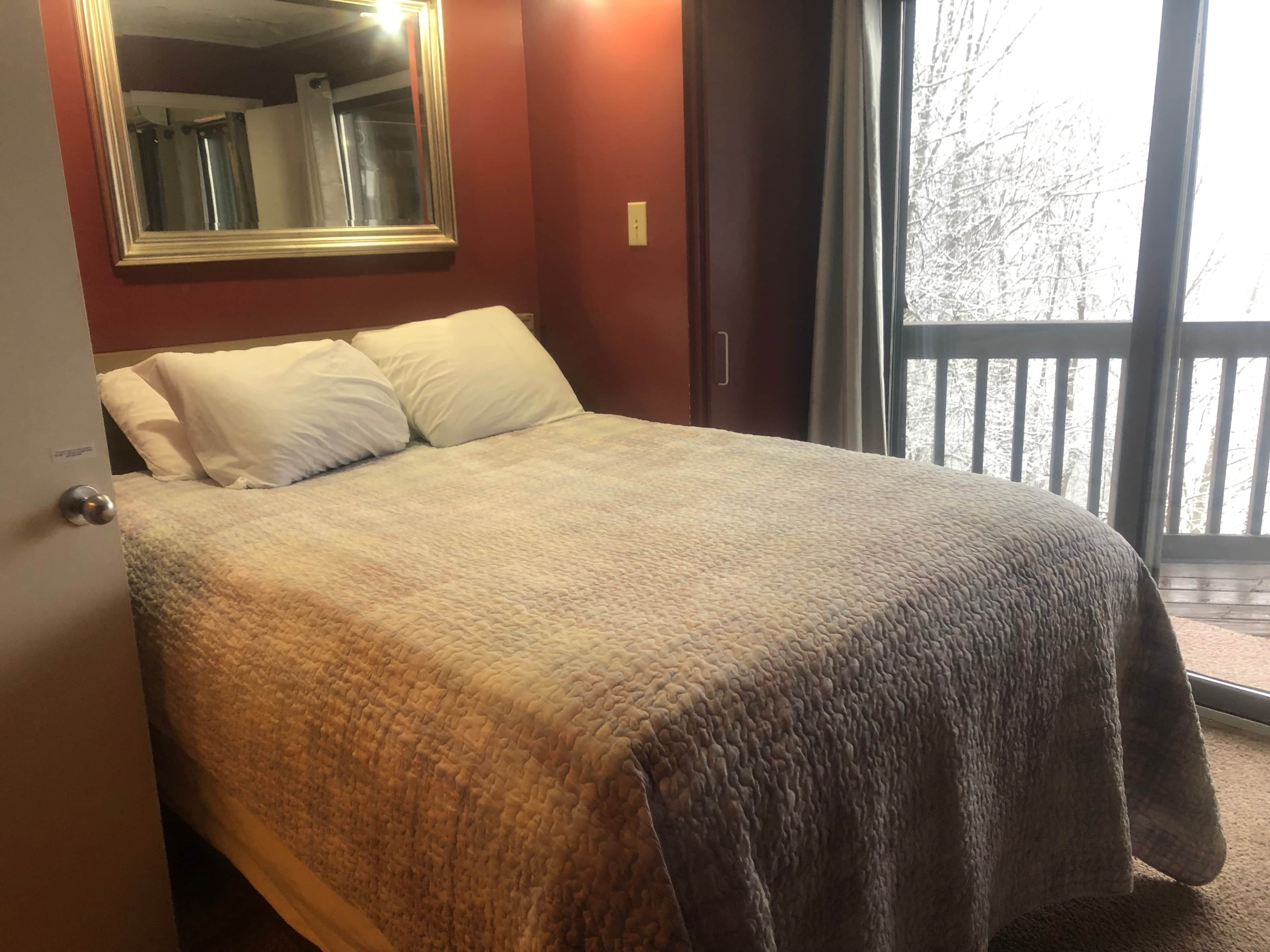 3 多间卧室、熨斗/熨衣板、WiFi、床单