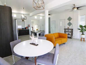 Dining - Costa Paraíso Beach House (Aguada)