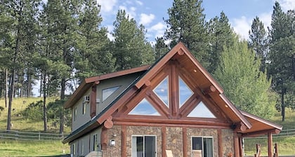 Creekside Gem | 3 Bed, 2 Bath