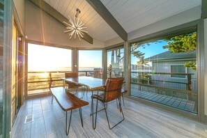 Dining - Oceanfront Luxury & Views, Private Beach Access, Fire Pit, 4BR/3BA, Sleeps 10 (Newport)