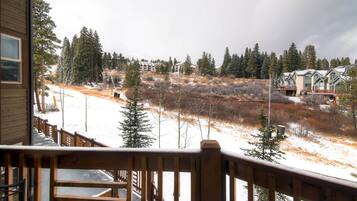 Premium Condo | Terrace/patio