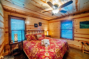 5 bedrooms, free WiFi, bed sheets, wheelchair access