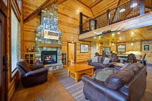 Een open haard en een dvd-speler