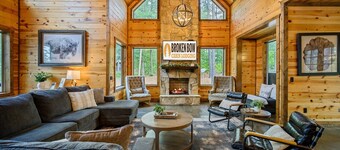 When Nature Calls: Sleeps 35 + Bunk Room + Game Room