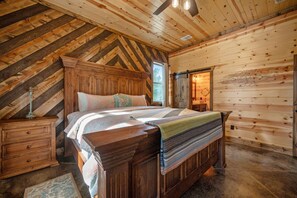 4 bedrooms, iron/ironing board, free WiFi, bed sheets - Feeling Good Again:  4 BR + Loft Game Room, 4 Bath, Sleeps 14 (Broken Bow)