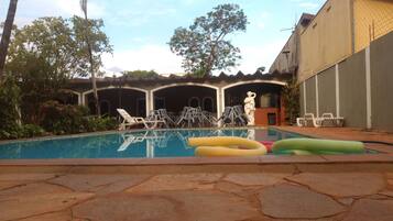 Piscina a l'aire lliure