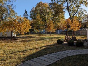 المنطقة المحيطة بالمنشأة