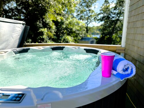 Hot Tub/Kayaks/Ebikes/Waterfront-The Lotus