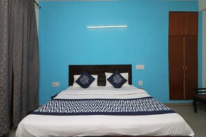 Deluxe-Doppelzimmer | Bügeleisen/Bügelbrett, kostenloses WLAN, Bettwäsche