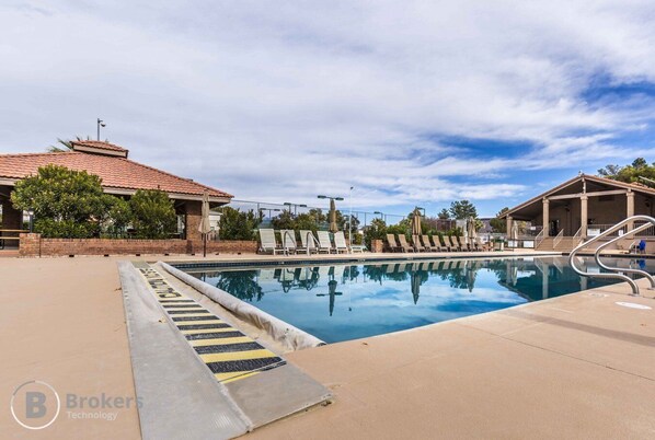 Outdoor pool, a heated pool