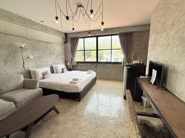 Deluxe Double Room, Mountain View | Minibar, desk, free WiFi, bed sheets - Rumpai Loft Habitat (Chiang Mai)