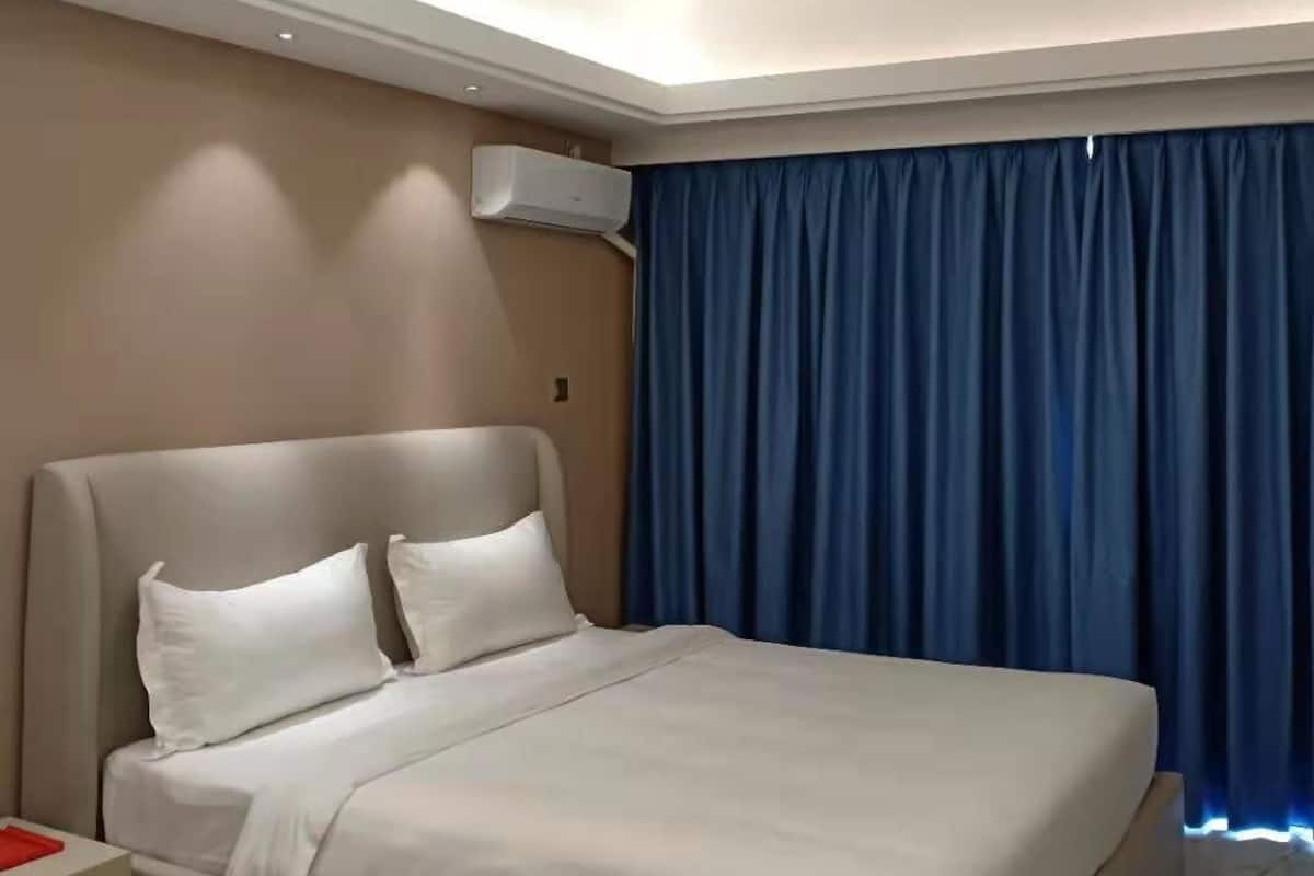 Deluxe kamer, 1 slaapkamer | Een bureau