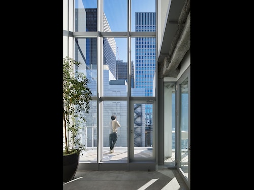 9h nine hours Hamamatsucho