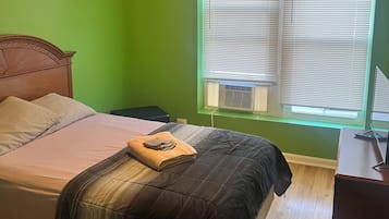 3 chambres, fer et planche Ă  repasser, Wi-Fi gratuit, draps fournis