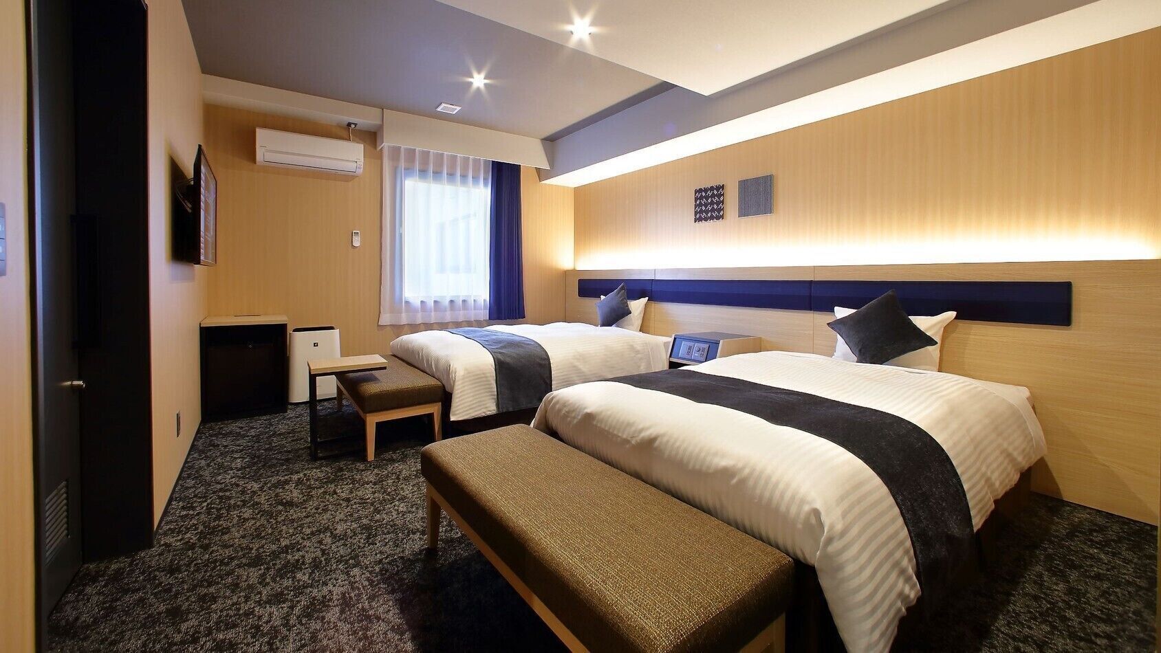 In-room safe, iron/ironing board, free WiFi, bed sheets