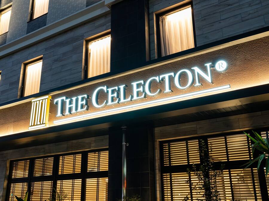 A building with a sign that reads "THE CELECTON".