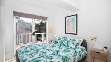 3 bedrooms, iron/ironing board, travel cot, free WiFi