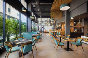 Restaurant - The Fern Residency Bhopal, Series by Marriott (Bhopal)