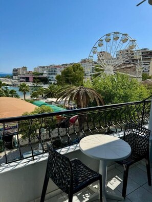 Triple Room, Sea View | Balcony - Cakalli Hotel (Sarandë)