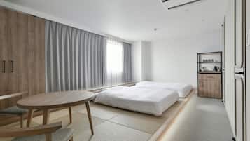 Desk, blackout curtains, free WiFi, bed sheets