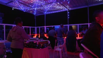 بار (في المنشاة)