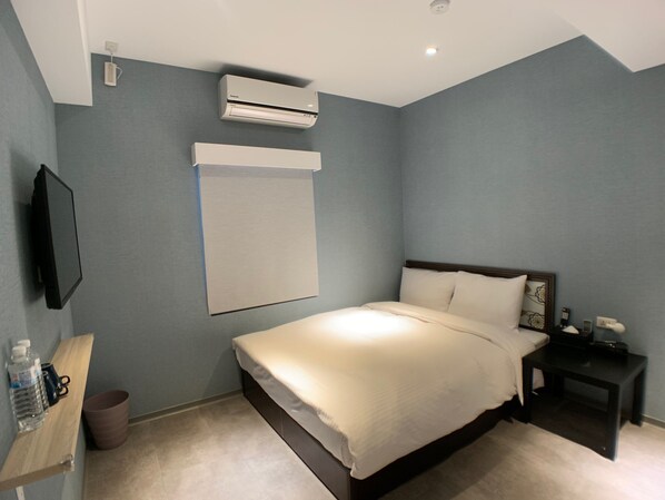 Standard Double Room | Down duvets, blackout curtains, free WiFi, bed sheets