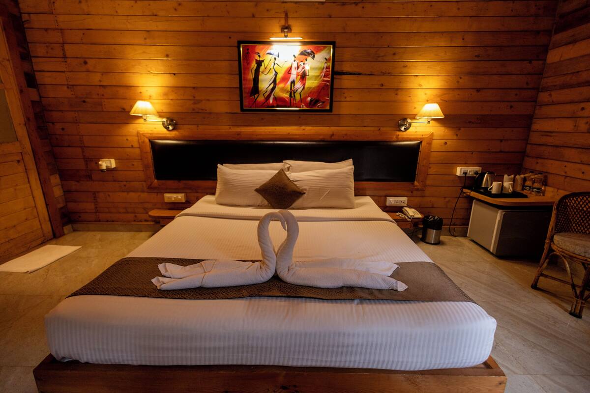 Luxurious Wooden Suite Room