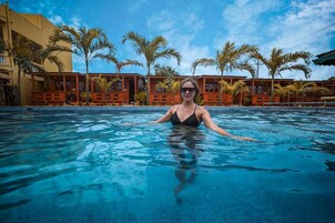 Indoor pool, outdoor pool