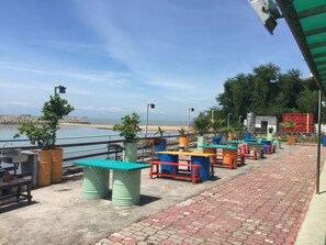 Bahagian luar