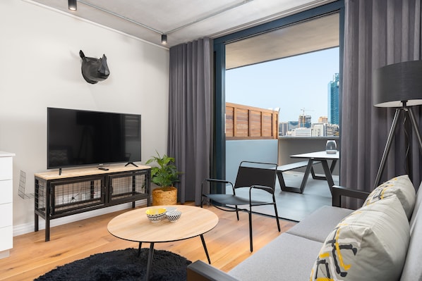 Living area - Docklands 313 (Cape Town)