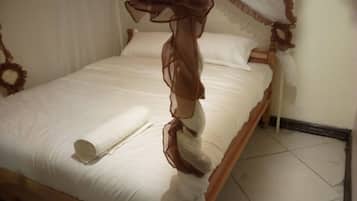 Desk, blackout drapes, iron/ironing board, free WiFi