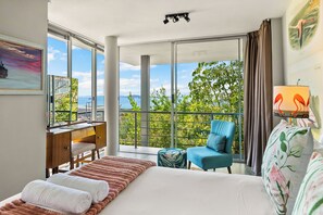 3 bedrooms, premium bedding, in-room safe, desk