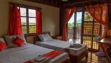 In-room safe, bed sheets