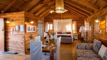 Standard Cabin | Interior