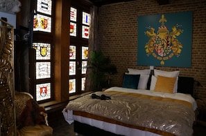 Superior Suite | 3 bedrooms, minibar, in-room safe, individually decorated