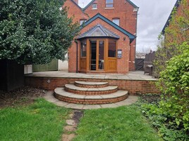 Six-Bedroom House | Terrace/patio