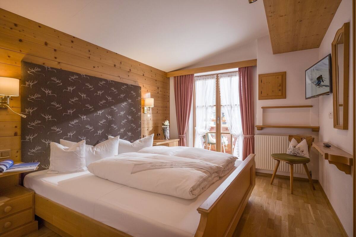 1 bedroom, soundproofing, cots/infant beds, free WiFi