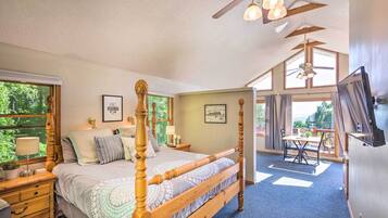 Bureau, fer et planche à repasser, accès Internet, draps fournis