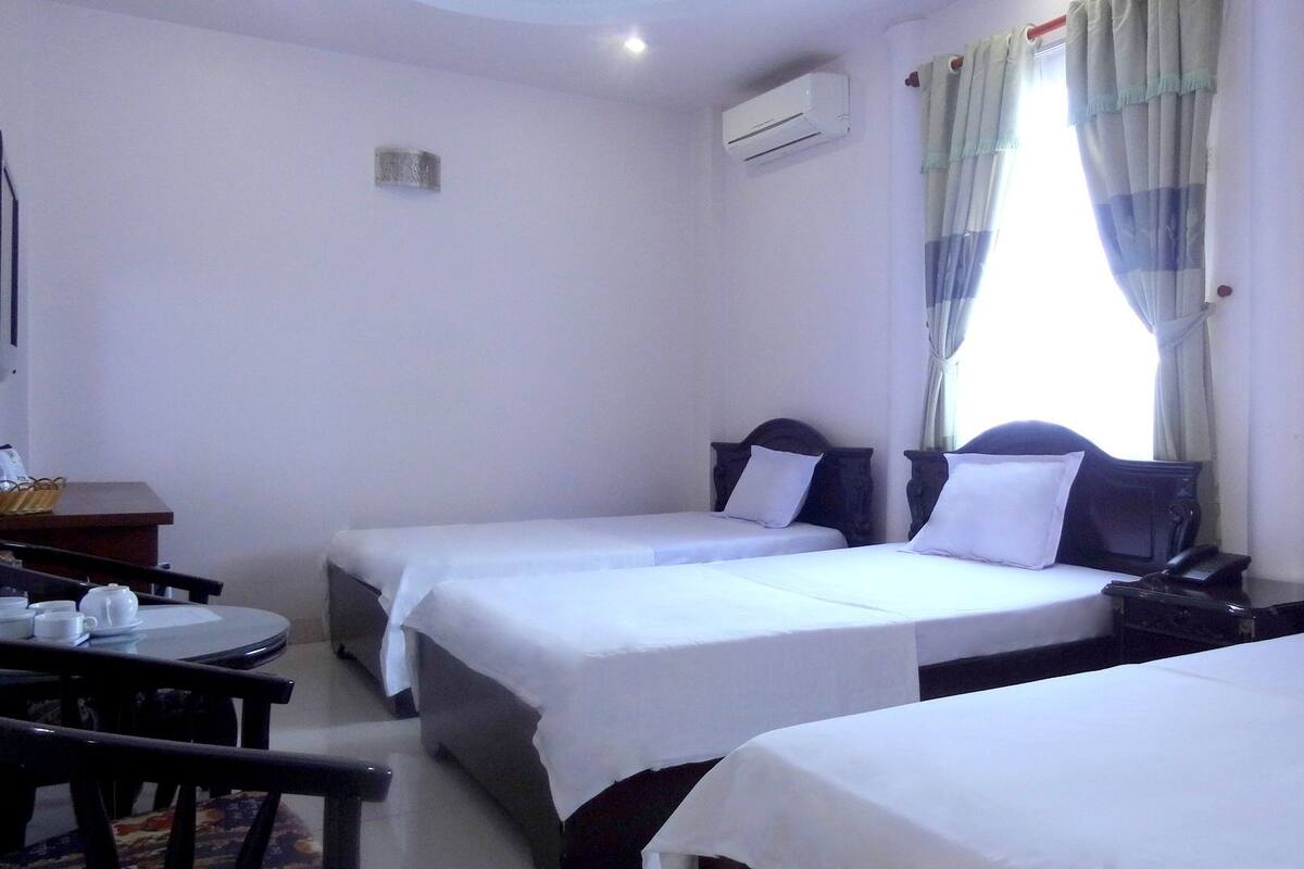 Family Triple Room | Desk, WiFi (free)