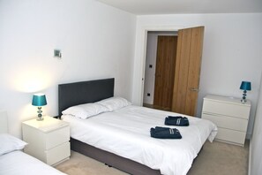 2 bedrooms, iron/ironing board, bed sheets - Manchester Ancoats (Manchester)