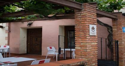 Antigua Fonda De Villel