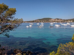 Marina - Air-conditioned studio for 3, 50m from beach, downtown Saint-Raphaël, WiFi, parking available (Saint-Raphaël)