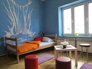 Zimmer, eigenes Bad | Bügeleisen/Bügelbrett, kostenloses WLAN, Bettwäsche