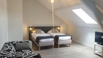 Fer et planche Ă repasser, Wi-Fi gratuit, draps fournis