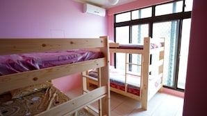 Shared Dormitory, Mixed Dorm (202) | WiFi (free), individually decorated - Backpacker's Hostel Luodong (Luodong)