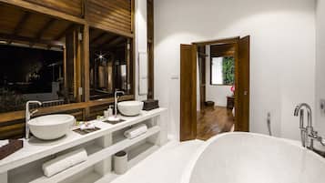 Deluxe Double Room | Premium bedding, in-room safe, iron/ironing board (on request)