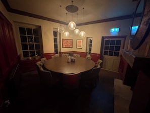 Restaurant - The Evenlode Rooms at Firehouse Oxford (Witney)