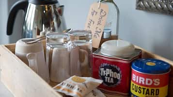 Classic Double Room | Coffee and/or coffee maker