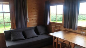 Familieværelse - privat badeværelse | Opholdsområde